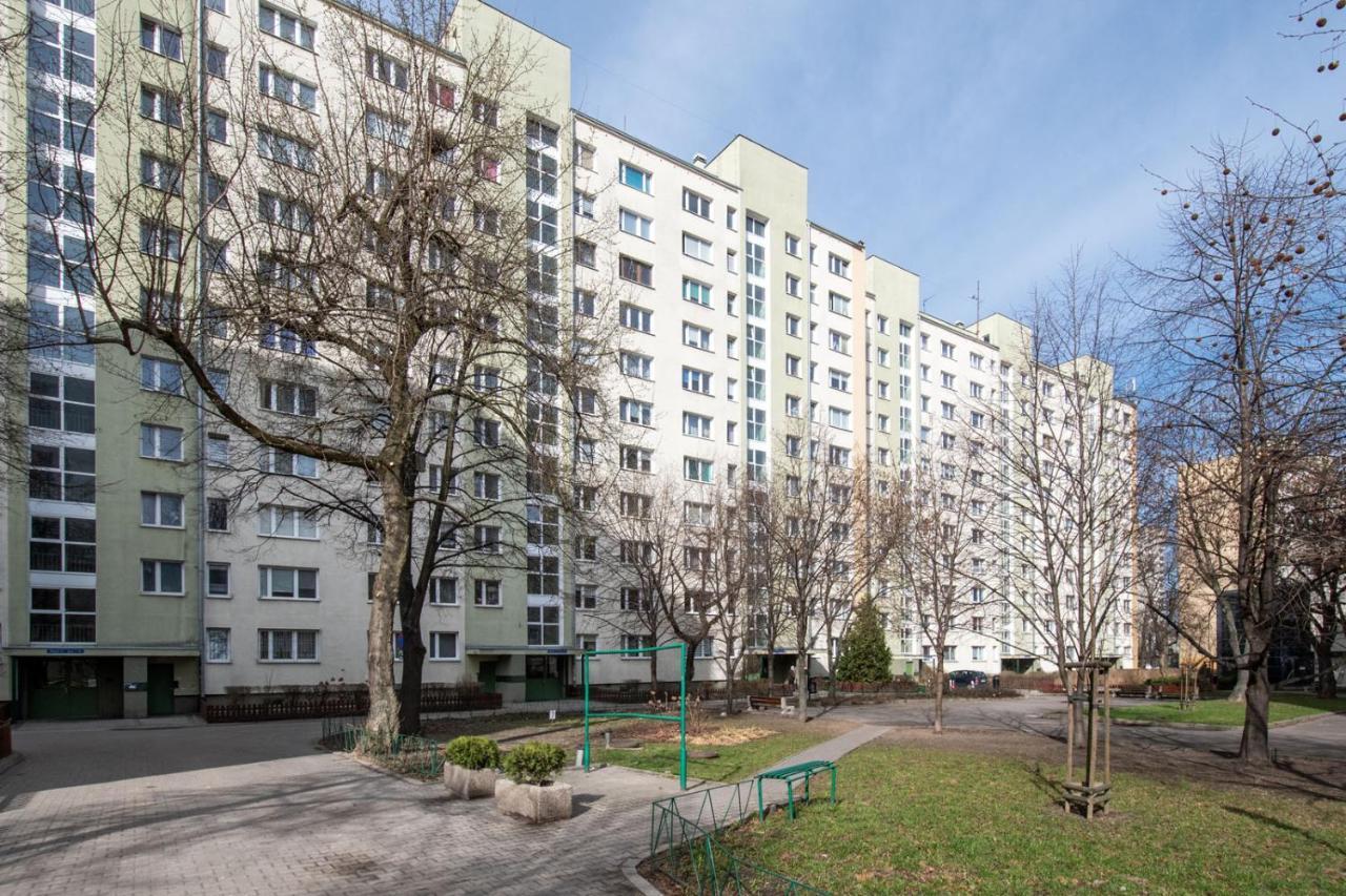 Labo Metro Plocka * Warszawa